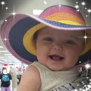 Meet your Posher, Lorraine